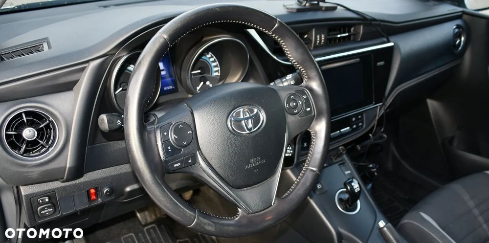 Toyota Auris 1.8 HSD Luna - 14
