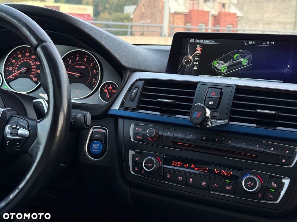 BMW Seria 3 328i Sport Line - 13
