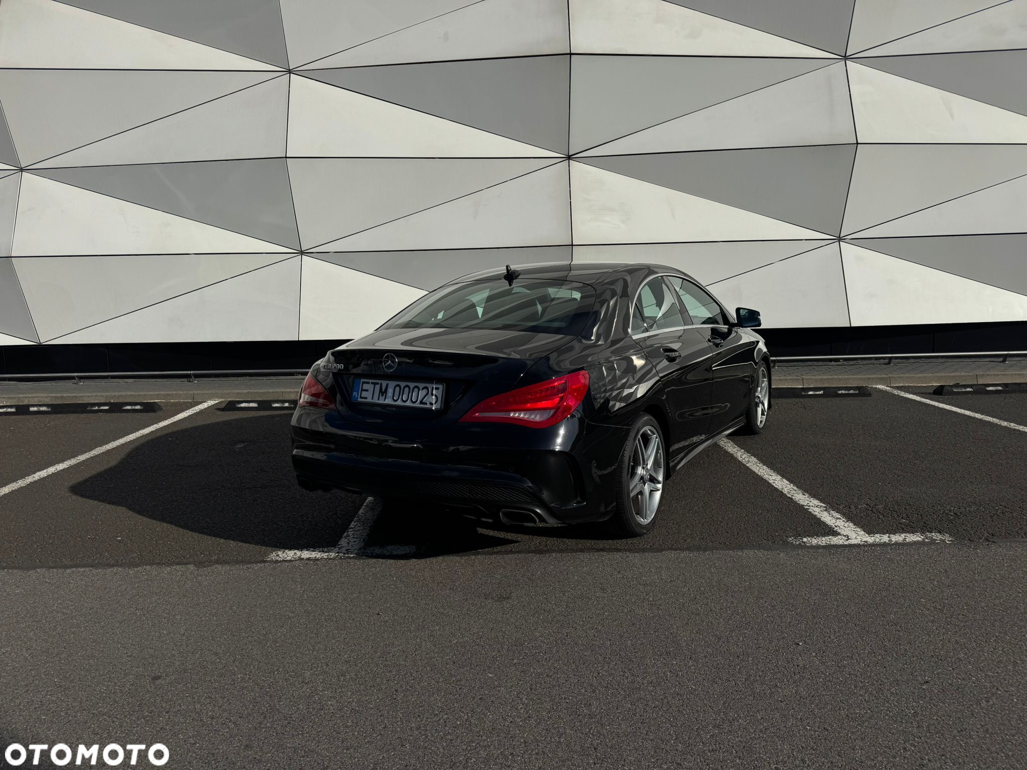 Mercedes-Benz CLA - 36