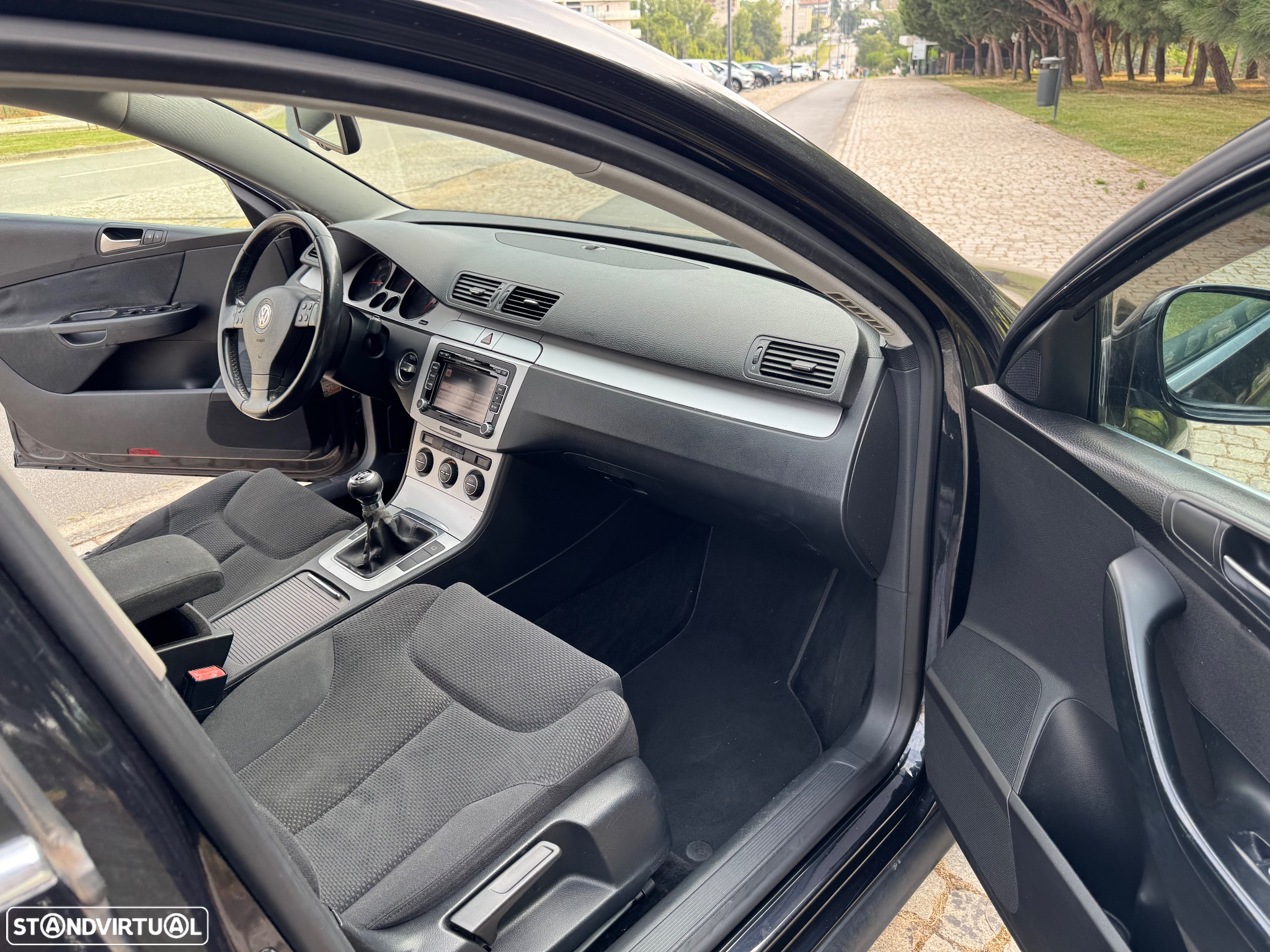 VW Passat Variant 2.0 TDi Confortline - 8