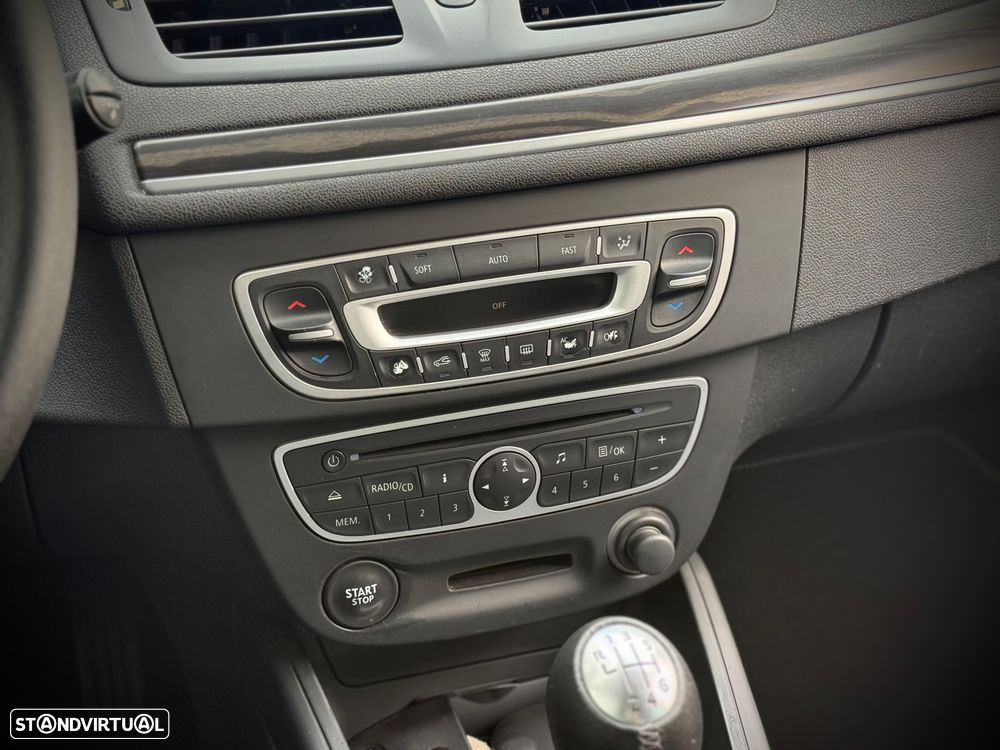 Renault Mégane 1.5 dCi Dynamique S - 18