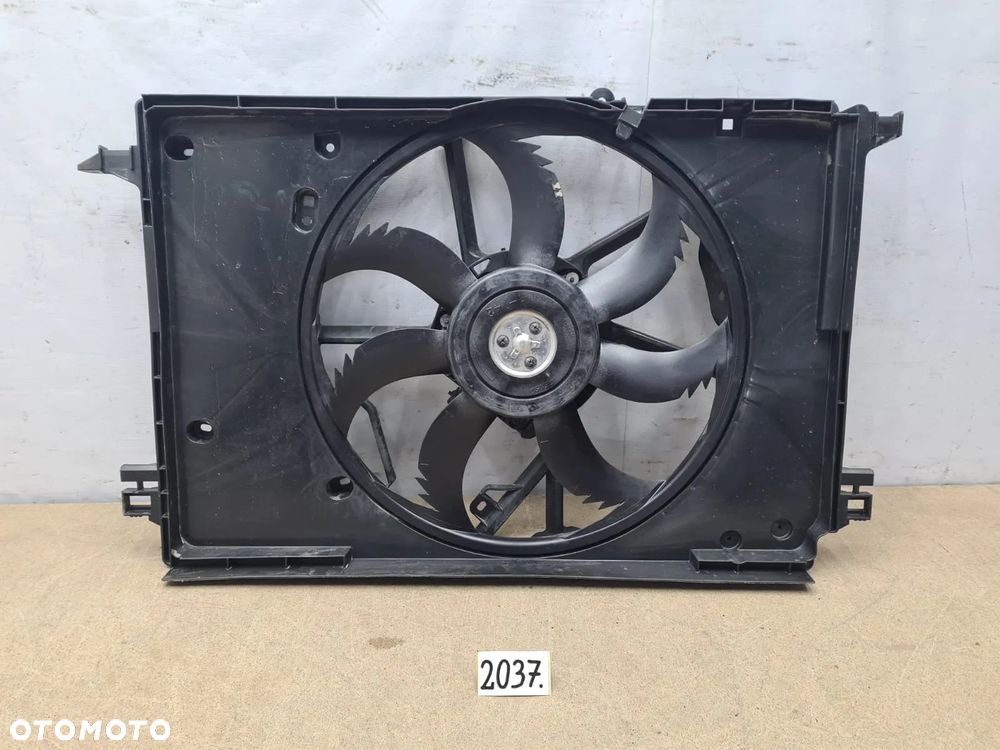 Toyota rav4 5 V od 19r 1636331500 wentylator obudowa wentylatora - 2