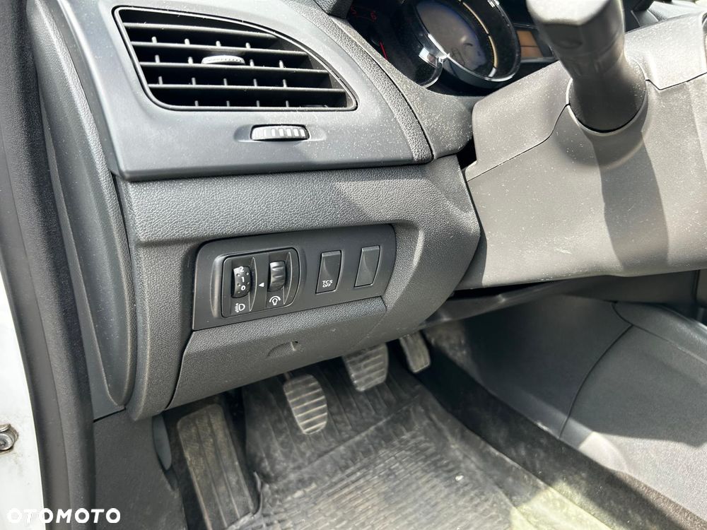 Renault Fluence - 16