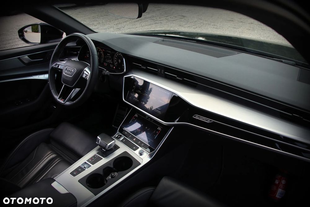 Audi A6 Avant 55 TFSI e quattro S tronic S line - 17