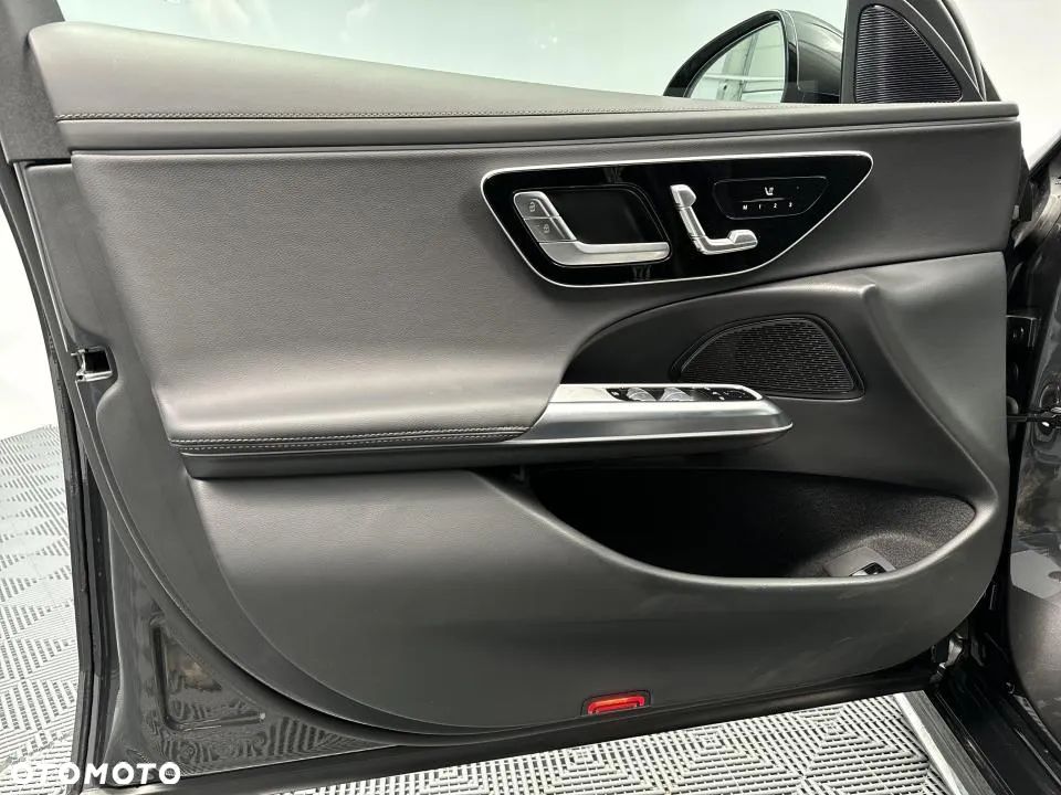 Mercedes-Benz Klasa E - 10