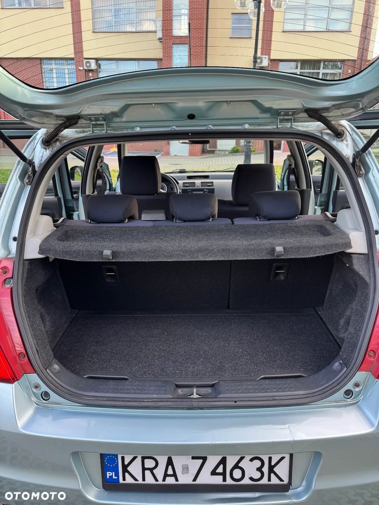 Suzuki Swift - 11