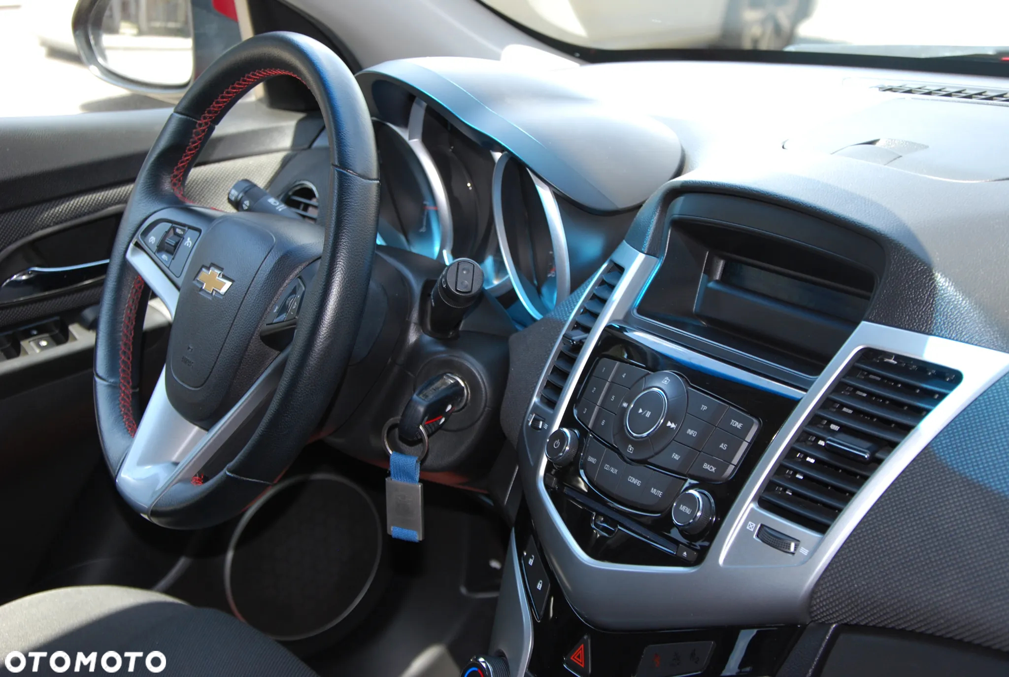 Chevrolet Cruze 1.6 LS+ - 22