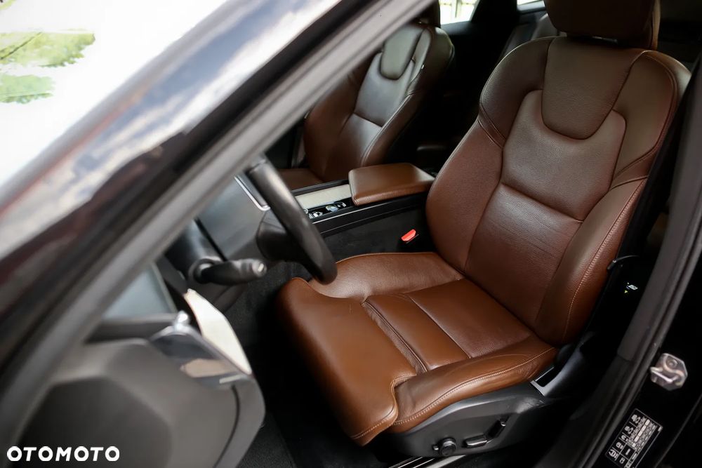 Volvo XC 60 D4 AWD Geartronic Inscription - 19