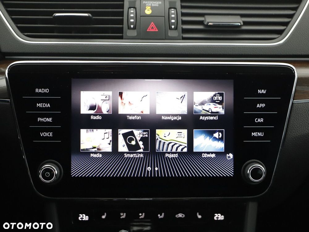 Skoda Superb 2.0 TDI SCR 4x4 Scout DSG - 22