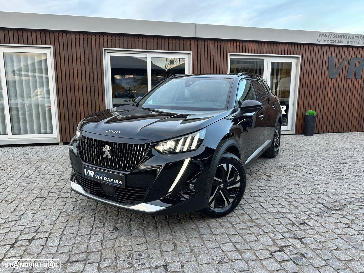 Peugeot 2008 1.2 PureTech GT - 2