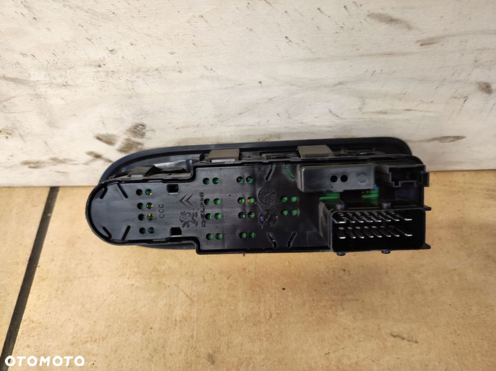 panel przełącznik szyb citroen c3 ii - 3
