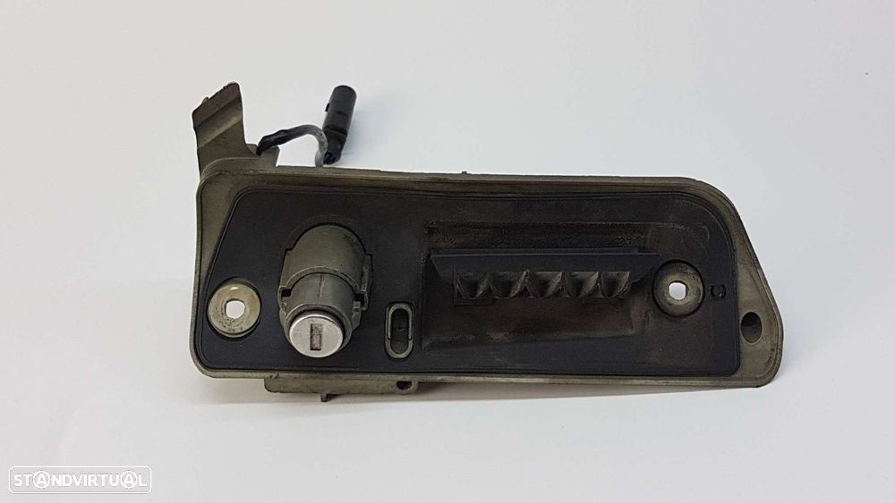 PUXADORA EXTERIRO DA MALA VOLKSWAGEN CADDY KA/KB (2K) FURG. - 1