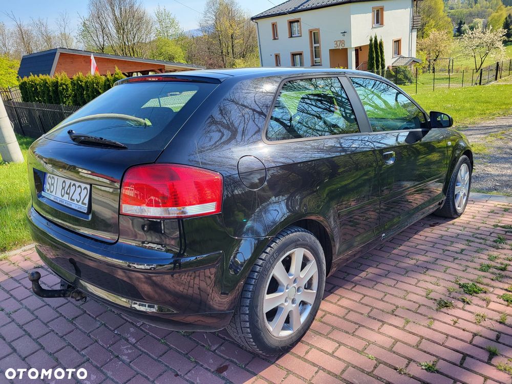 Audi A3 Sportback - 3