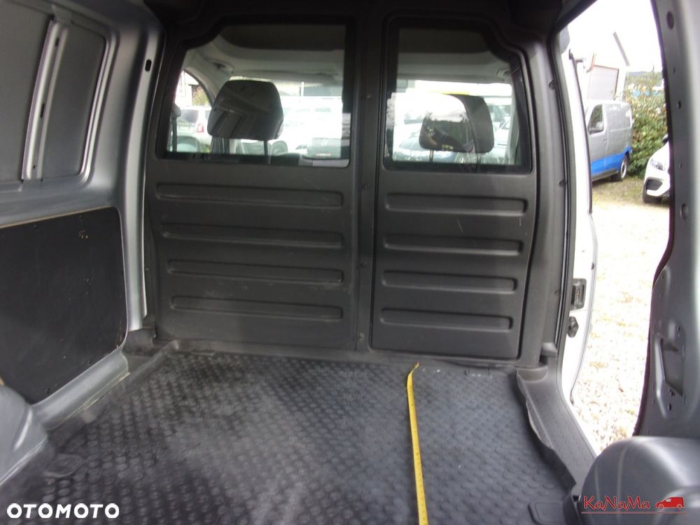 Volkswagen Caddy - 29