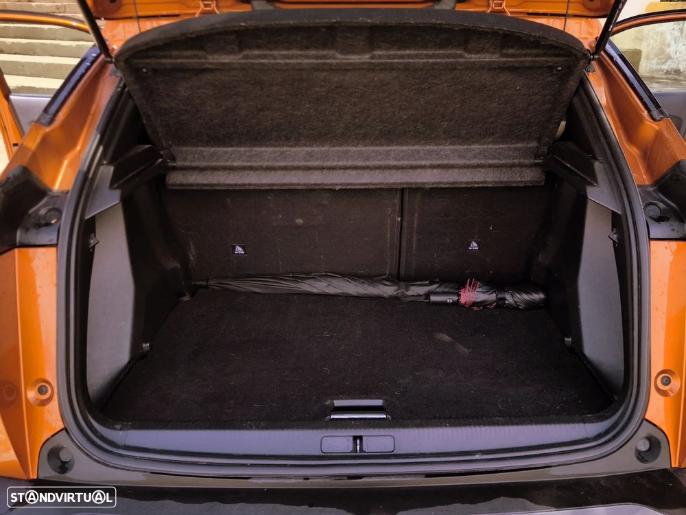 Peugeot 2008 PureTech 130 EAT8 Allure - 10