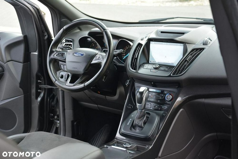 Ford Kuga 2.0 TDCi 4x4 ST-Line - 16