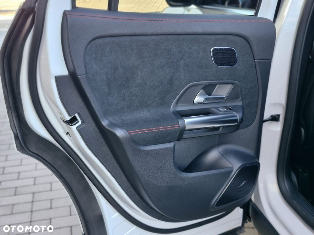 Mercedes-Benz GLA 200 mHEV AMG Line 7G-DCT - 23