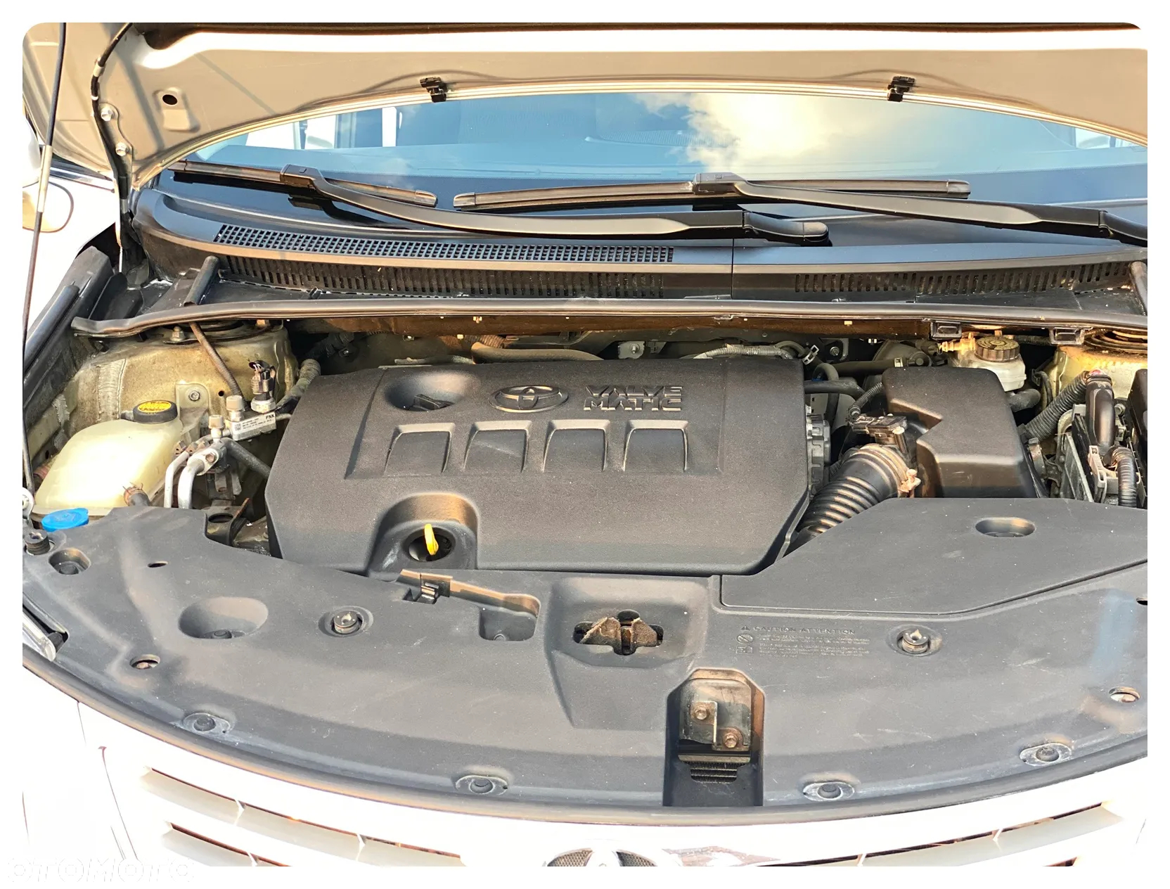 Toyota Avensis 1.6 - 36