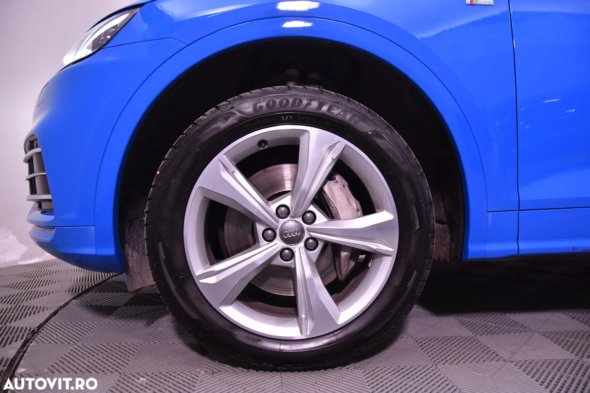 Audi Q5 55 TFSI e quattro S tronic - 13
