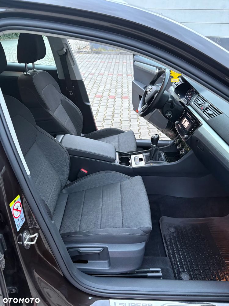 Skoda Superb 1.5 TSI Ambition - 9