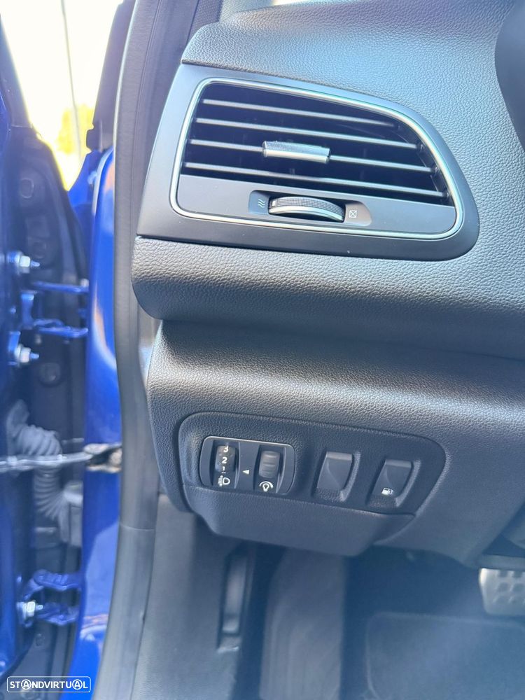 Renault Mégane - 10