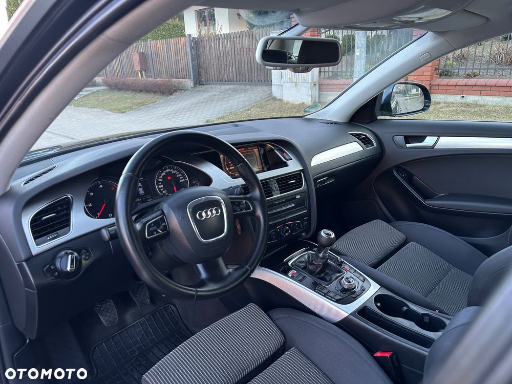 Audi A4 Avant 2.0 TDI - 15