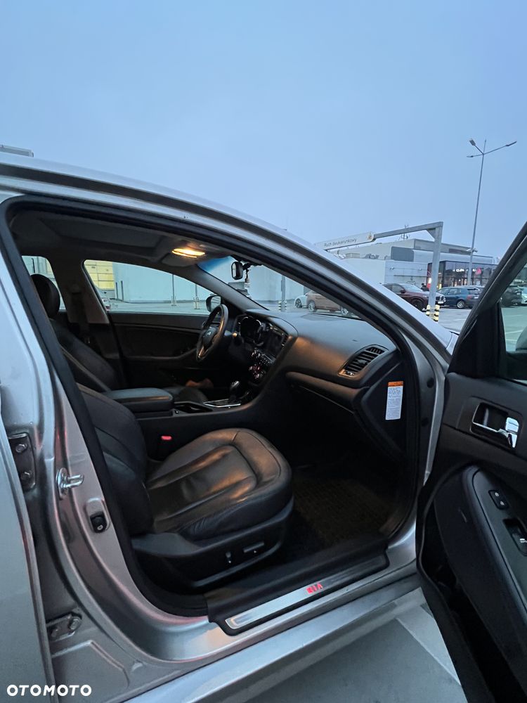 Kia Optima 2.0 Hybrid L - 8