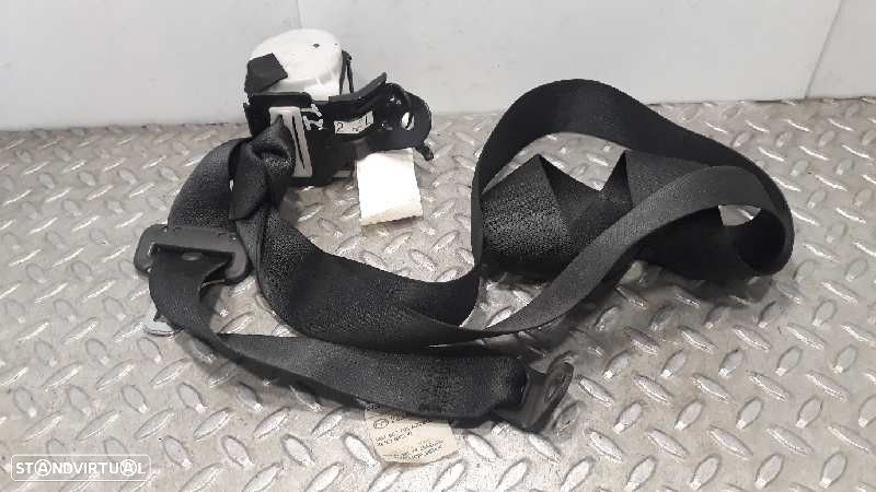 CINTO DE SEGURANÇA TRASEIRO ESQUERDO MAZDA 3 1.6 DI TURBO 109CV 1560CC - 1