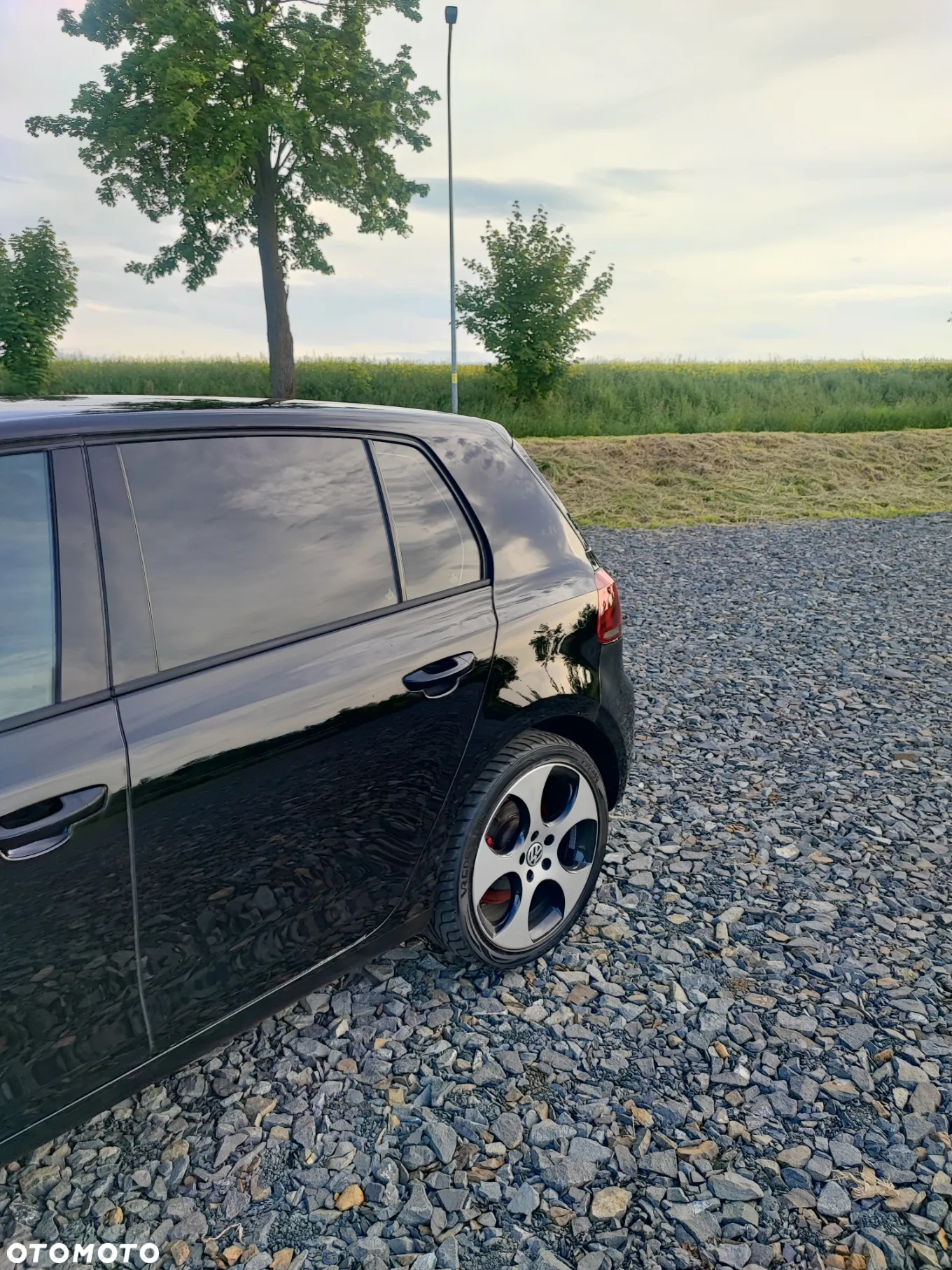 Volkswagen Golf VI 1.6 TDI Trendline - 33
