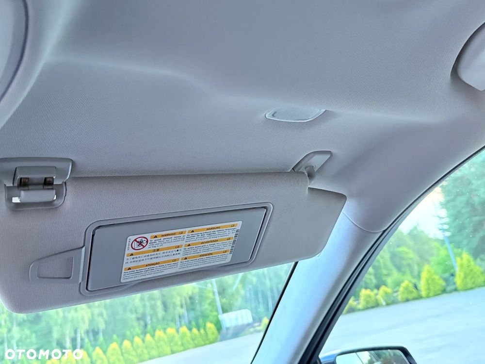 Mercedes-Benz Klasa E 250 CDI DPF BlueEFFICIENCY Automatik Elegance - 21