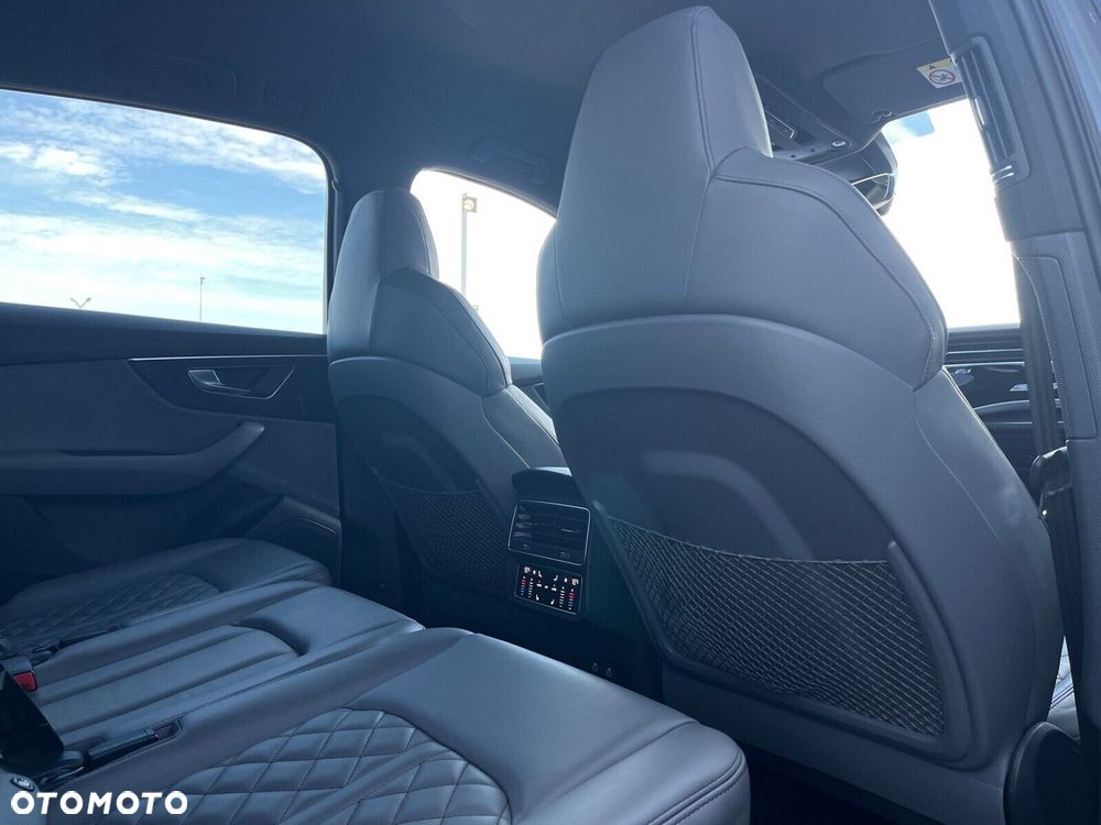 Audi Q7 55 TFSI mHEV Quattro S Line Tiptr - 14