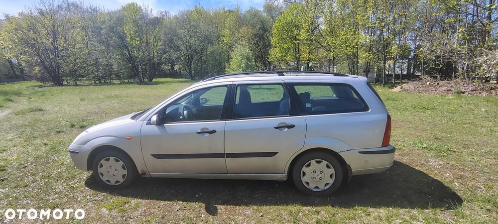Ford Focus 1.6 Comfort X / 100 - 4