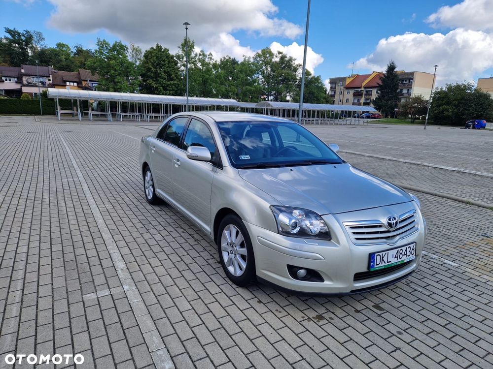Toyota Avensis - 3