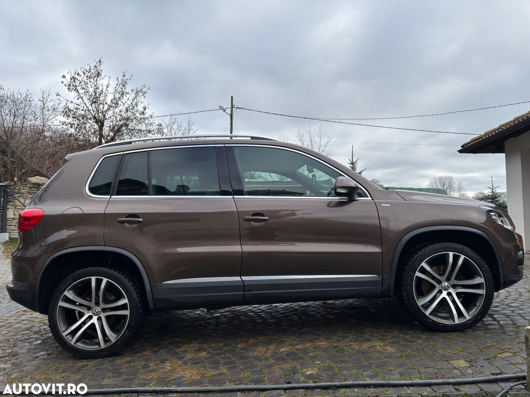 Volkswagen Tiguan 2.0 TDI DPF 4Motion BlueMotion Technology DSG Cup Track & Style - 2