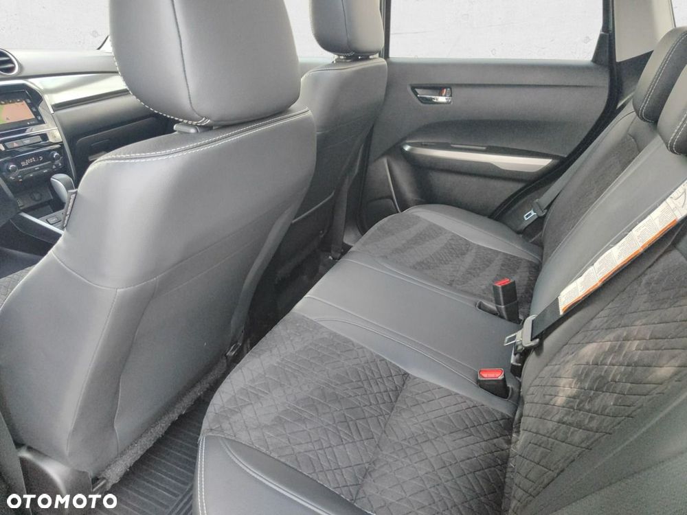Suzuki Vitara - 23