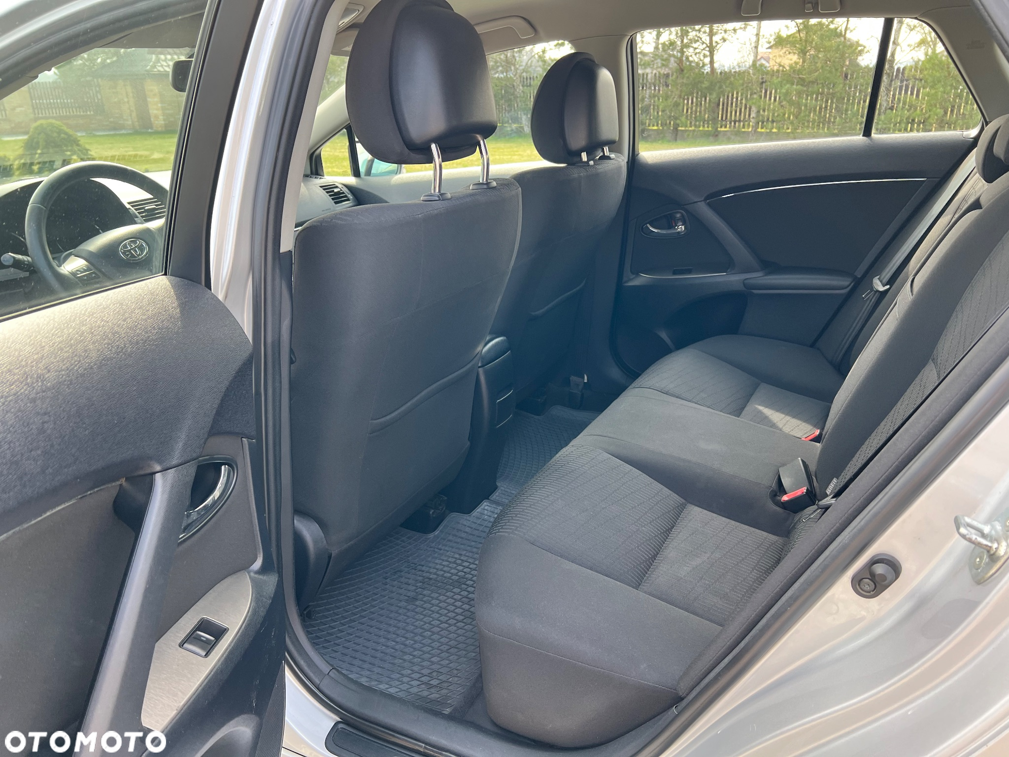 Toyota Avensis 2.0 D-4D Sol - 7