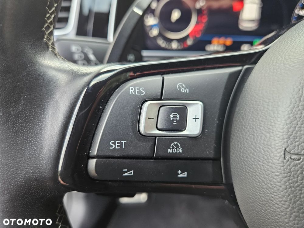 Volkswagen Golf R 4Motion (BlueMotion Technology) DSG - 21