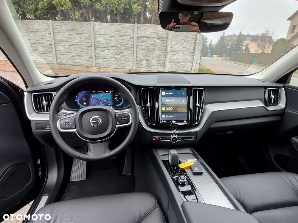 Volvo XC 60 T6 Plug-In Hybrid AWD Inscription - 10