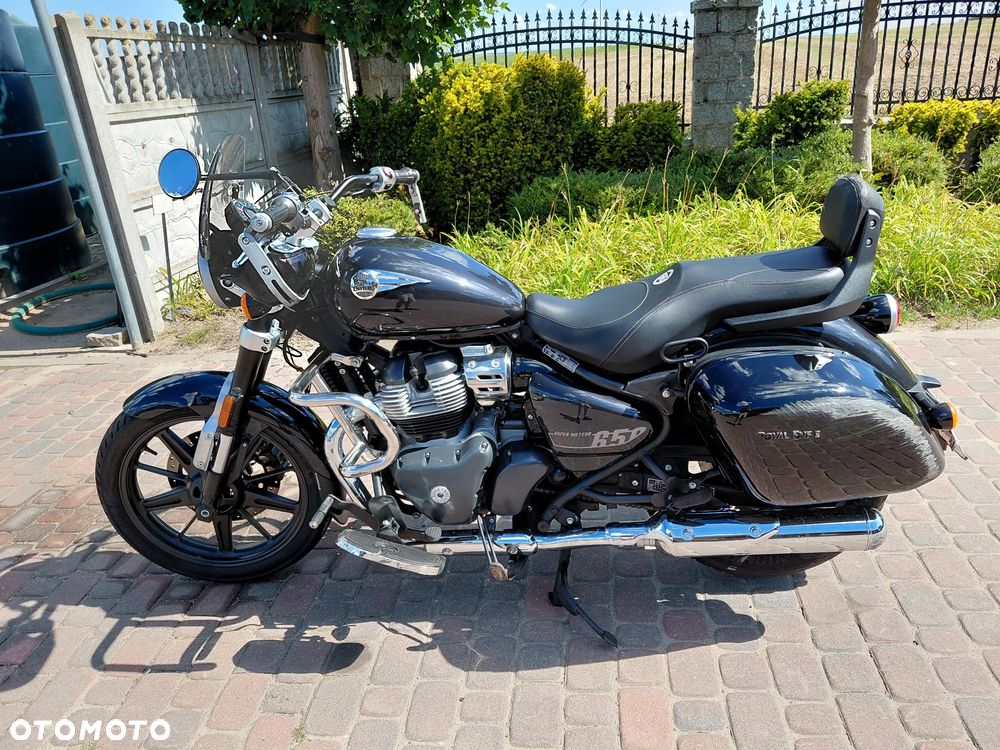 Royal Enfield Super Meteor - 3