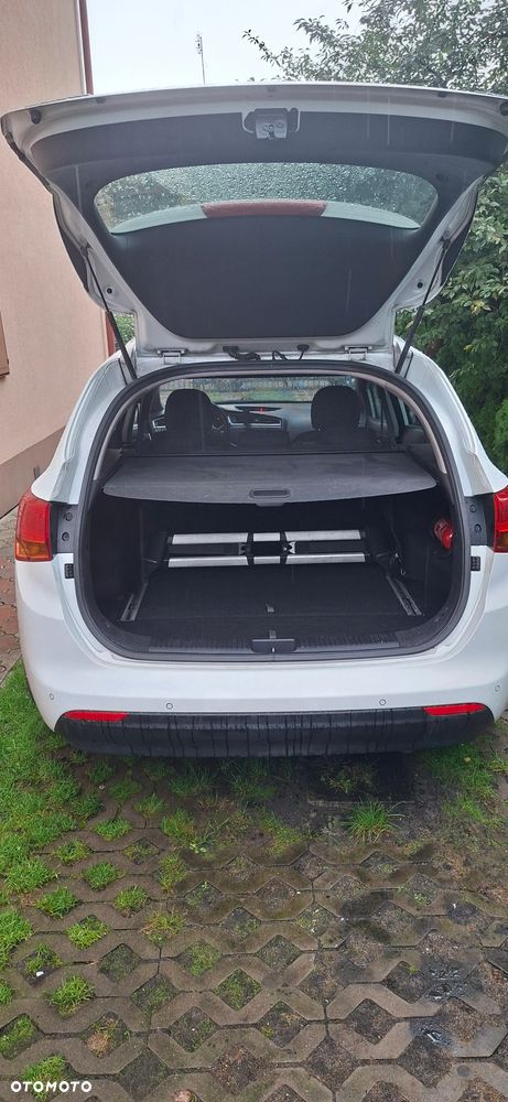 Kia Ceed 1.6 CRDi L - 12