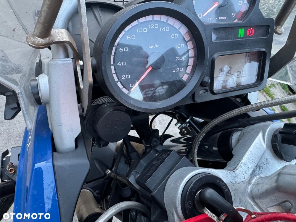 BMW R - 9