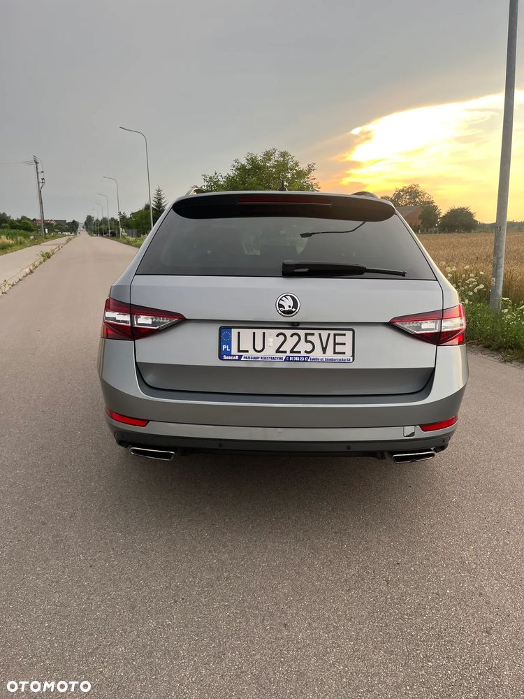 Skoda Superb 2.0 TSI 4x4 Sportline DSG - 11