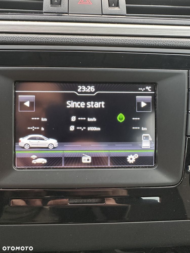 Skoda RAPID - 11