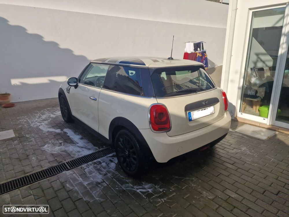 MINI 3 Portas One D - 6