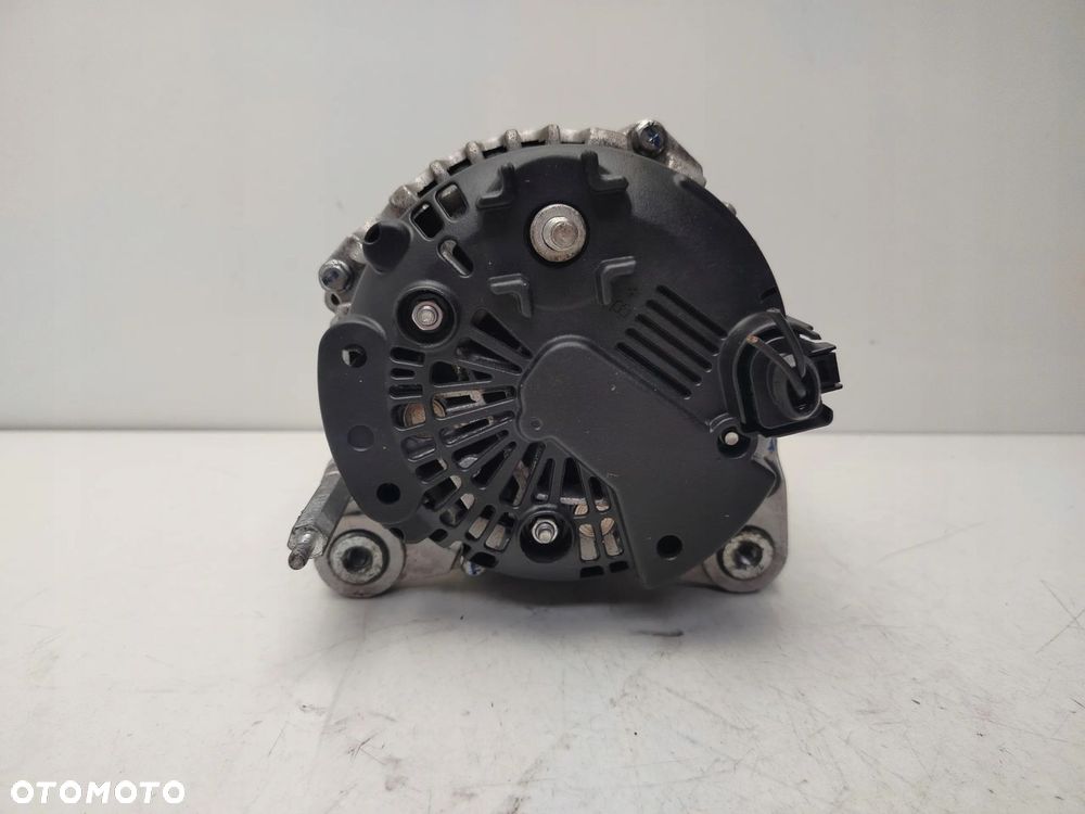 VOLKSWAGEN CADDY III - ALTERNATOR 1.6 TDI - 4