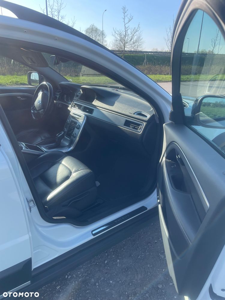 Volvo XC 70 D4 AWD Dynamic Momentum EU6 - 19