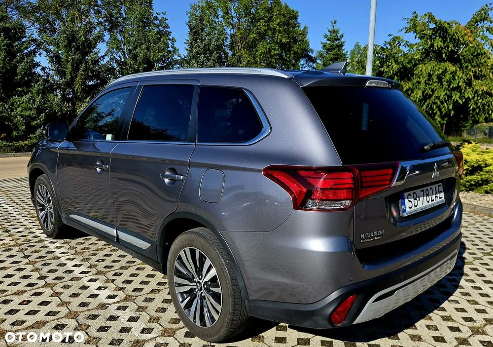 Mitsubishi Outlander 2.0 Instyle SDA 4WD CVT - 6