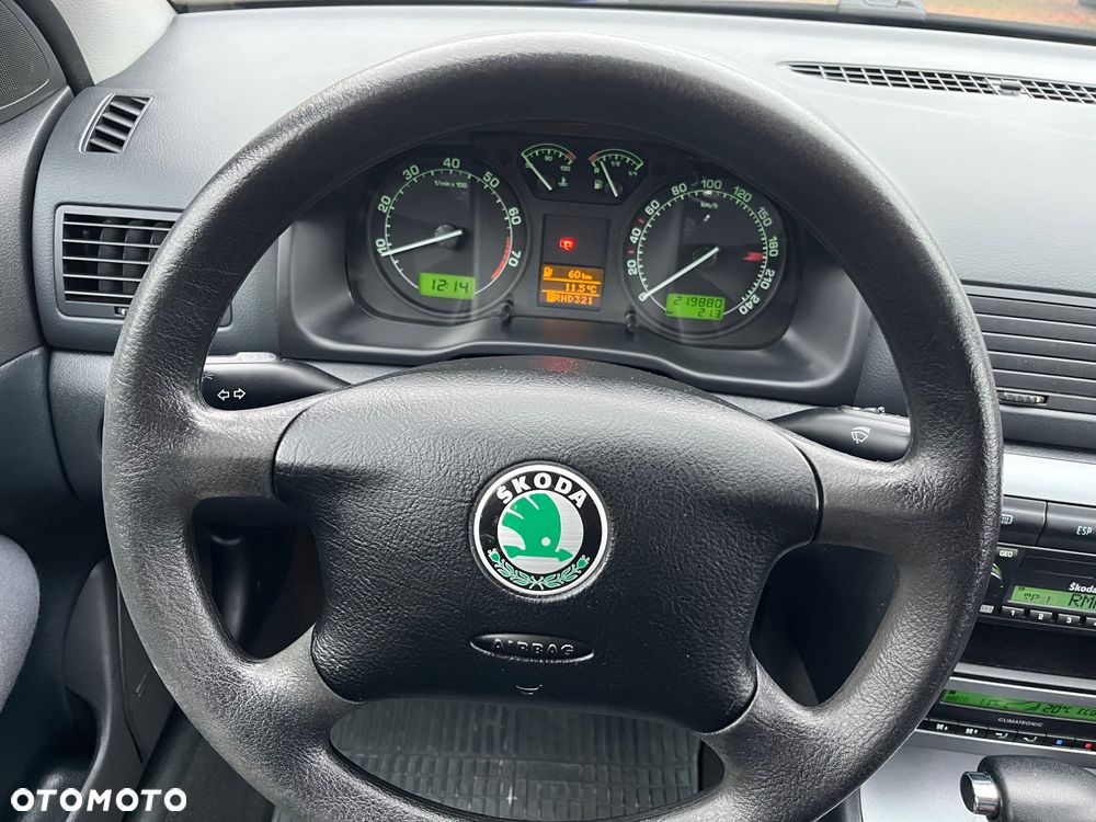 Skoda Octavia 1.6 Automatik Ambiente - 21