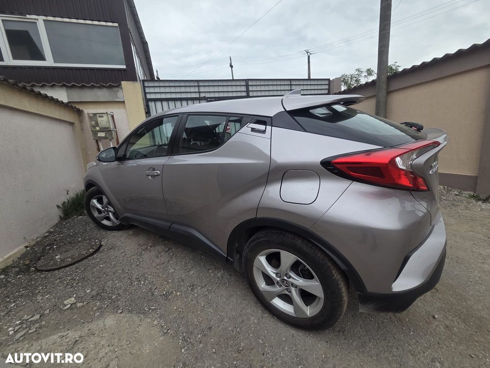 Toyota C-HR 1.8 HSD 4x2 CVT C-enter - 2