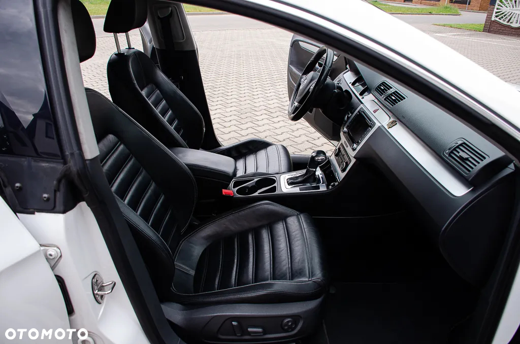 Volkswagen Passat CC 2.0 TSI DSG - 22